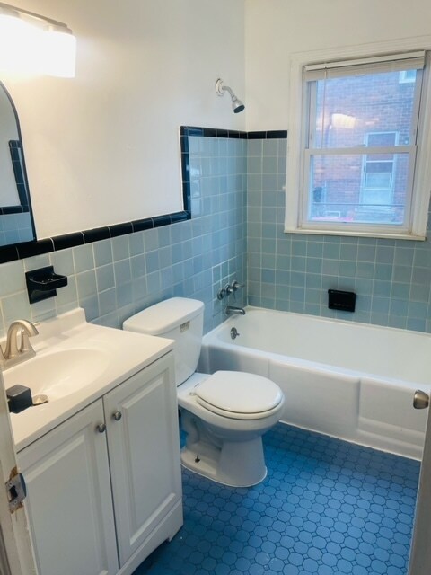 Building Photo - 22773 Brittany Ave