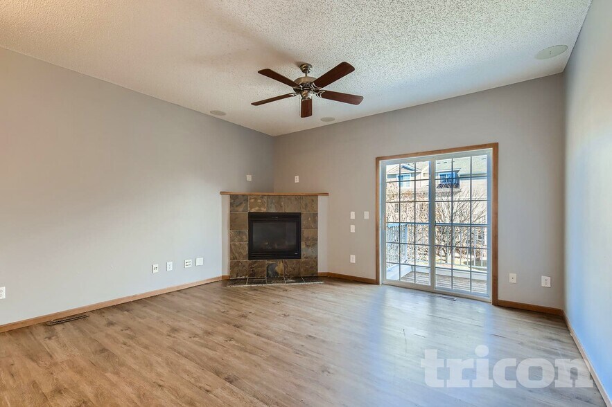 Building Photo - 7712 Lachman Ave NE