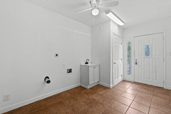Building Photo - 5311 Perry Ave