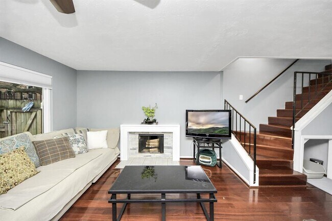 Building Photo - 18122 Kings Row