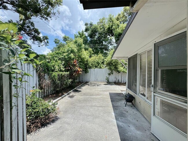 Building Photo - 2831 Lion Heart Rd