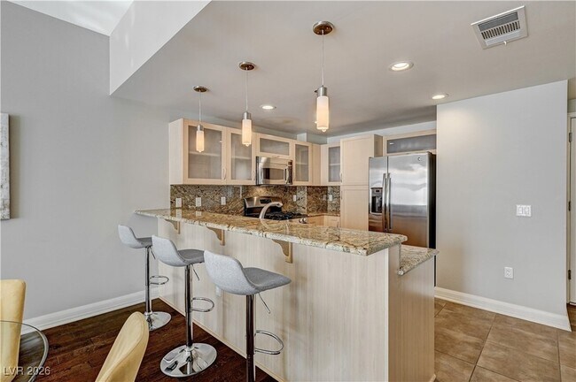 Building Photo - 150 Las Vegas Blvd N