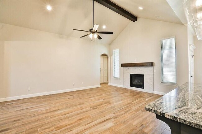 Building Photo - 9301 SW 44th Terrace