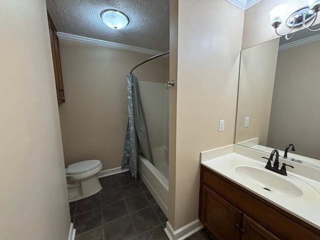 Building Photo - 4851 Appletree Ct
