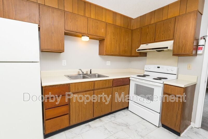 Building Photo - 124 Fawn Dr