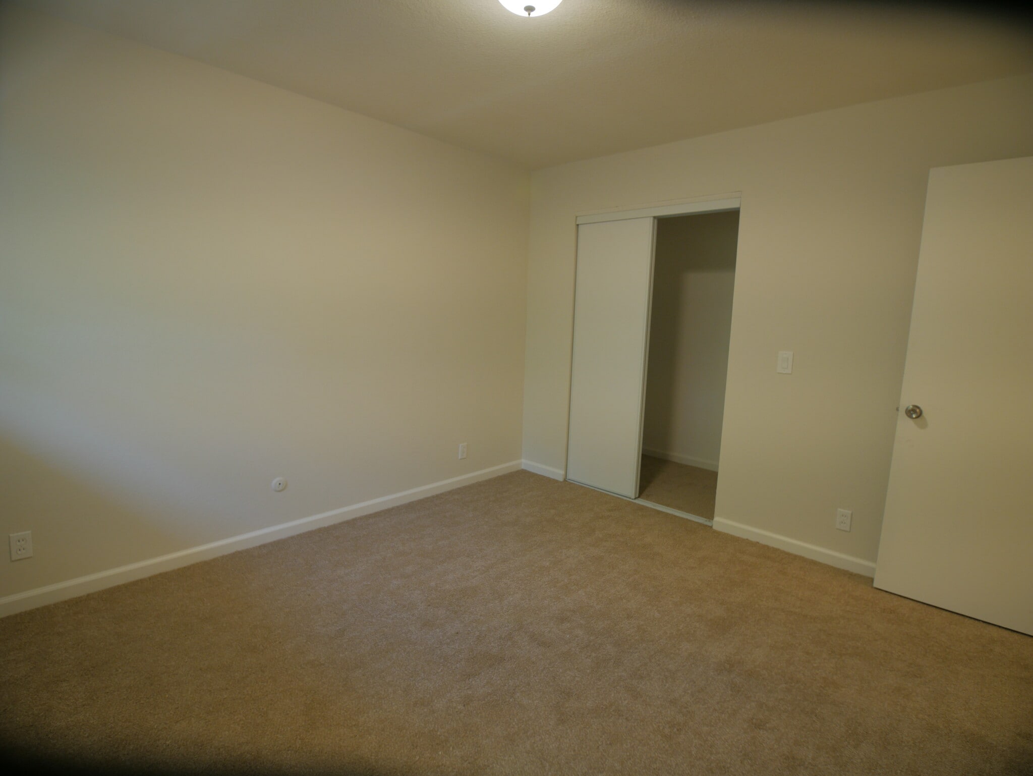 Building Photo - 1285 Manchester Dr