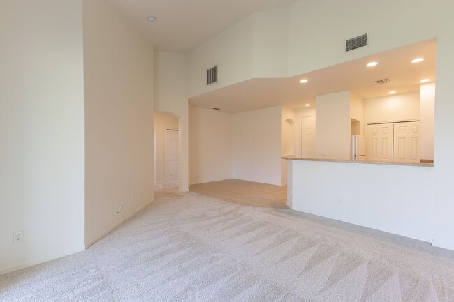 Building Photo - 4247 Liron Ave
