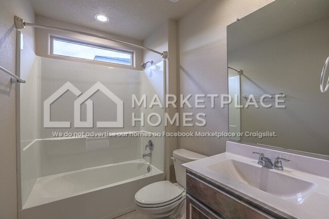 Building Photo - 10660 Aspiration Ln SW