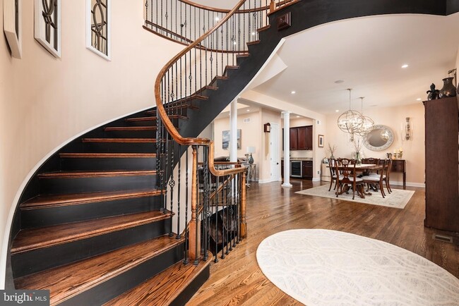 Building Photo - 2620 Love Point Rd