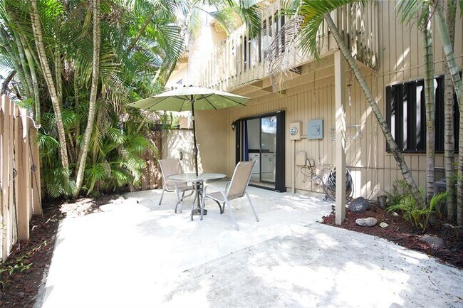Building Photo - 2125 SW 81st Ave