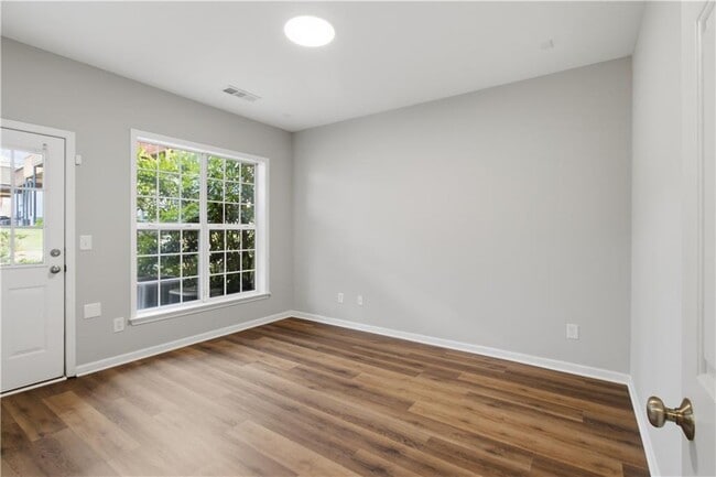 Building Photo - 1307 Greychurch Way