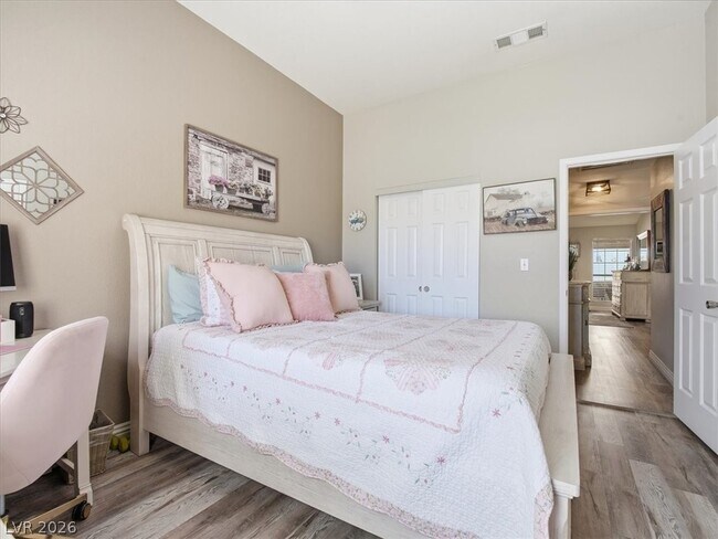 Building Photo - 4904 Winterset Dr