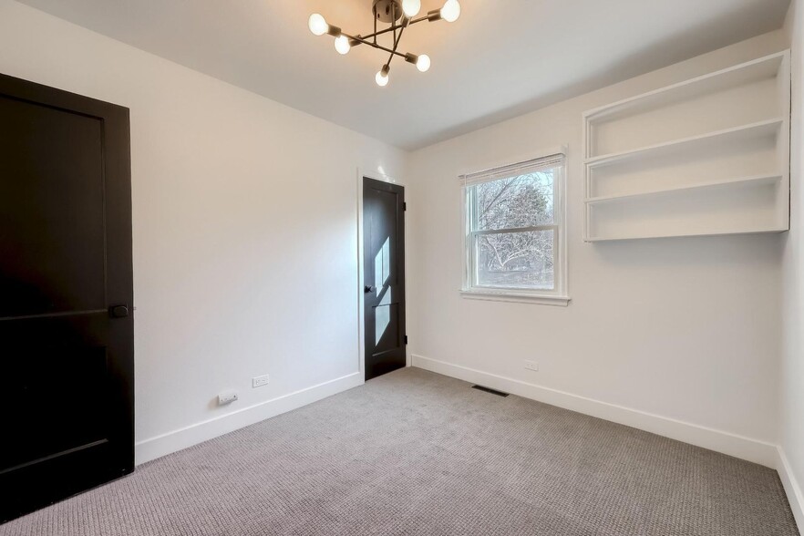 Building Photo - 4615 Perry St