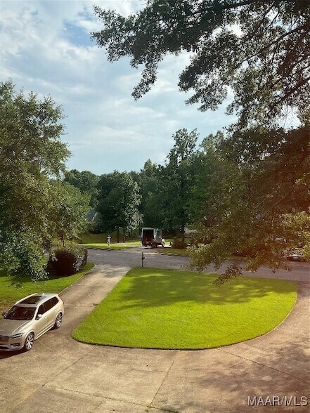 Building Photo - 56 Peachwood Dr