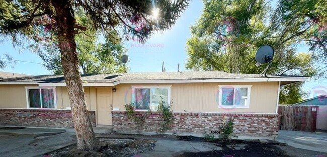 Primary Photo - Charming 2-Bedroom 1 Bath fenced yard with...