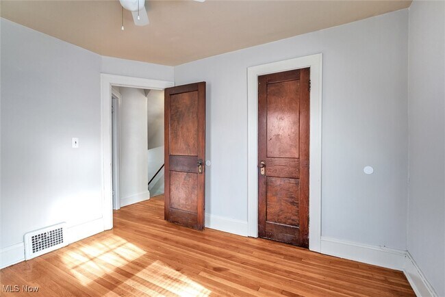 Building Photo - 3328 Kildare Rd