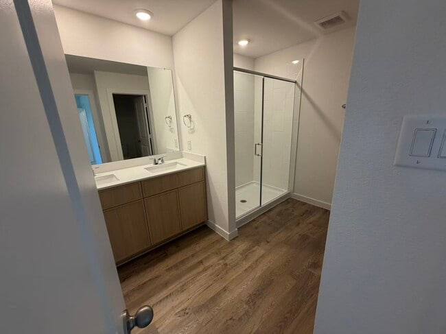 Building Photo - 28122 Meadowlark Sky Dr