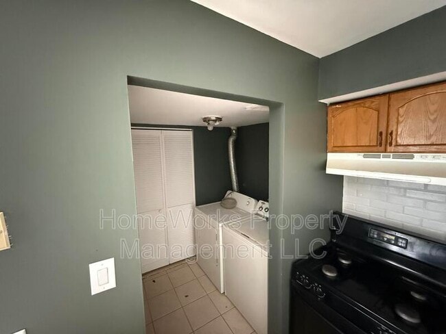 Building Photo - 6411 Jefferson Pl