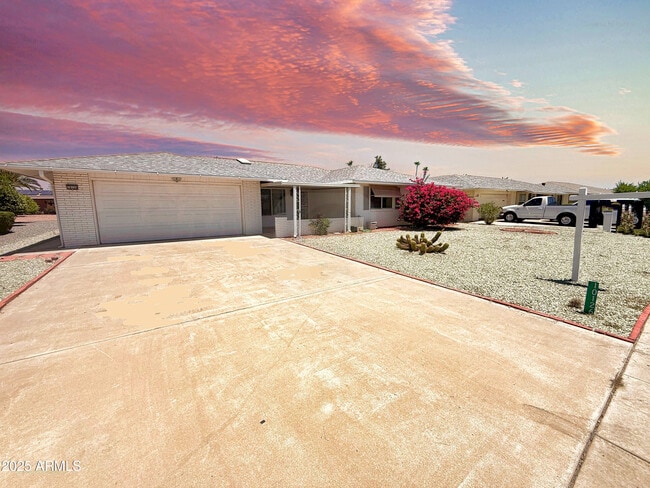 Building Photo - 10126 W Burns Dr