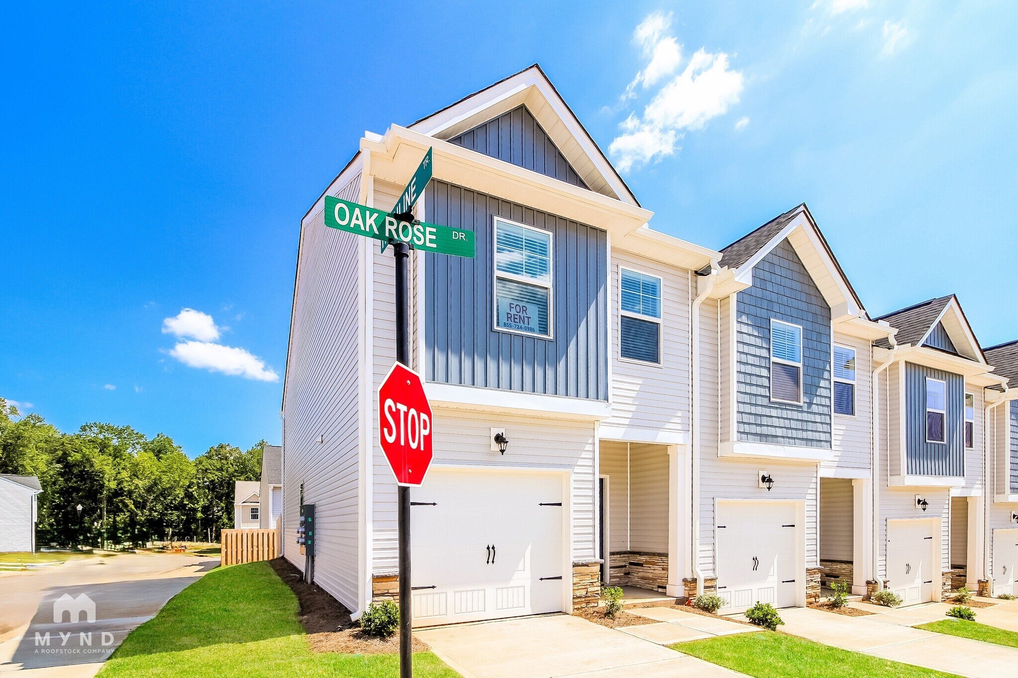 Building Photo - 10 Oak Rose Dr