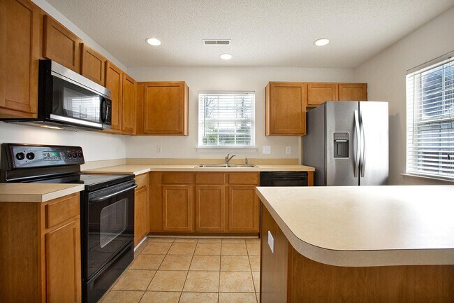 Building Photo - 126 Hornby Cir