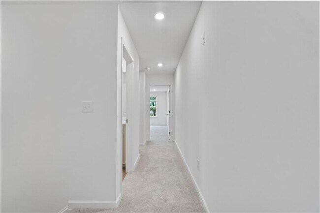 Building Photo - 2817 Habibi Ct