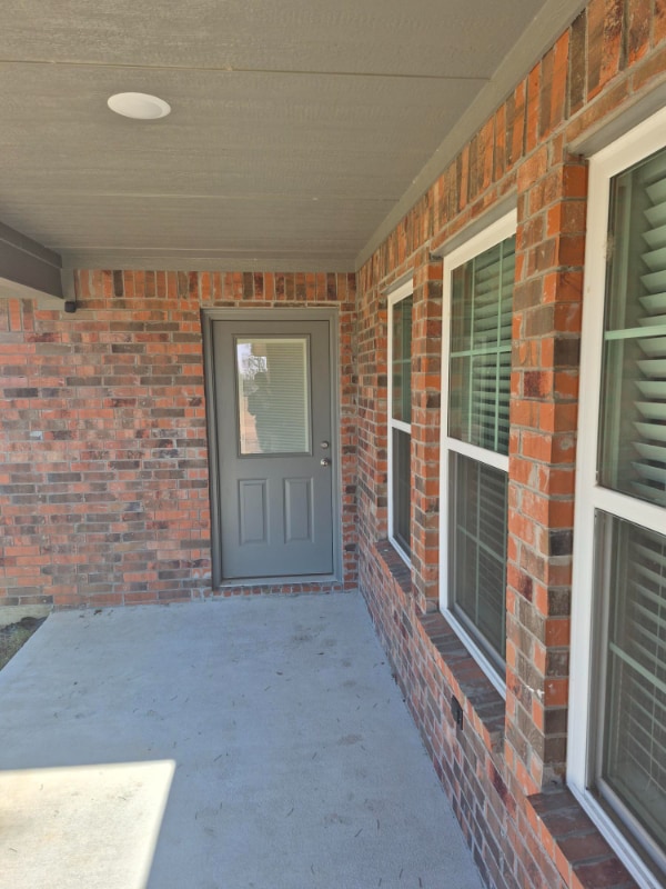 Building Photo - 3909 Bryan Rd