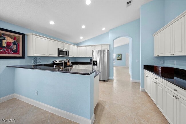 Building Photo - 15817 Beachcomber Ave