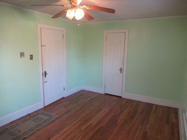 Building Photo - Home for Rent In Lincolnton