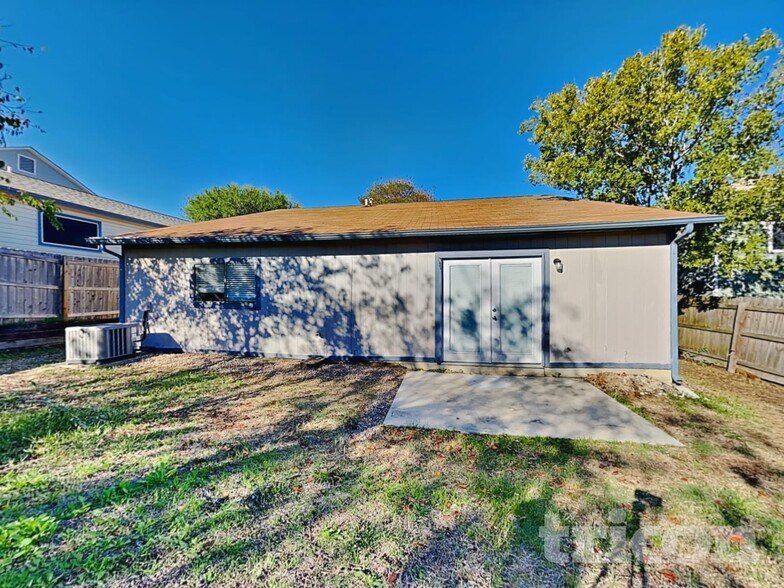 Building Photo - 7454 Myrtle Trail