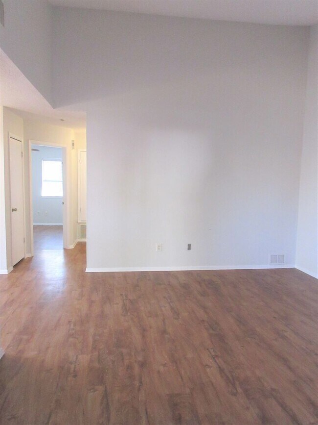 Building Photo - 12321 Patron Dr