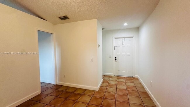 Building Photo - 15210 SW 48th Terrace