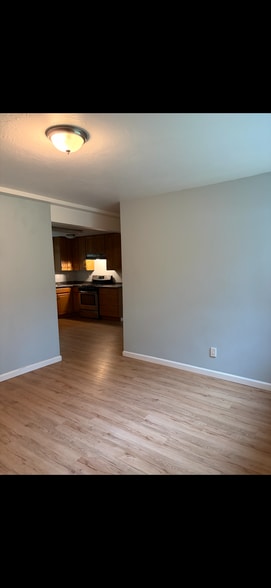 Building Photo - 21715 Songbird Dr