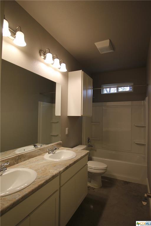 Building Photo - 1007 Mission Dr