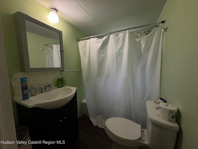 Building Photo - 384 Glenerie Blvd