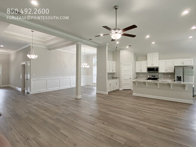 Building Photo - 12223 Eagle Dr