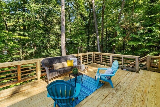 Building Photo - Spacious 5 Bedroom Home in Midlothian - $2,800/mo