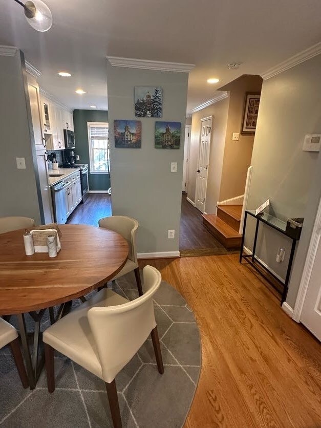 Building Photo - 1468 N Quinn St