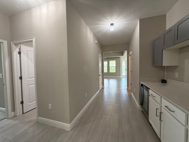Building Photo - Amazing Community of Bellechase! 4 Bedroom...