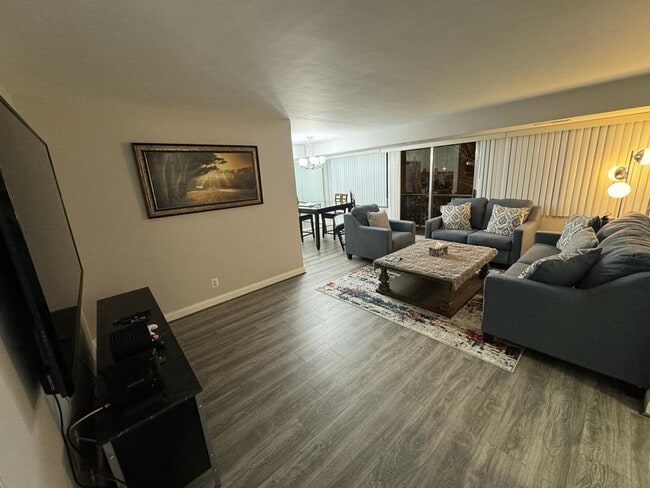 Building Photo - 401 N Armistead St