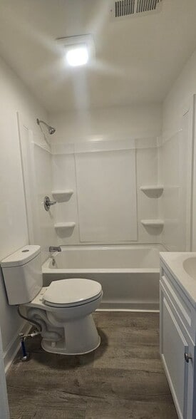 Building Photo - 23 N Boston Ave