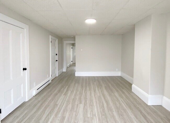 Building Photo - 124 Trenton St