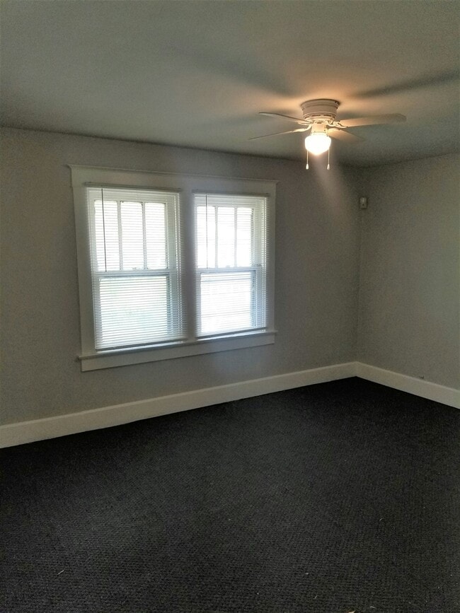 Building Photo - 3031 Boulevard Pl