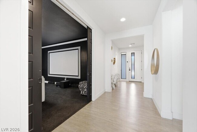 Building Photo - 9239 Beltana Ct