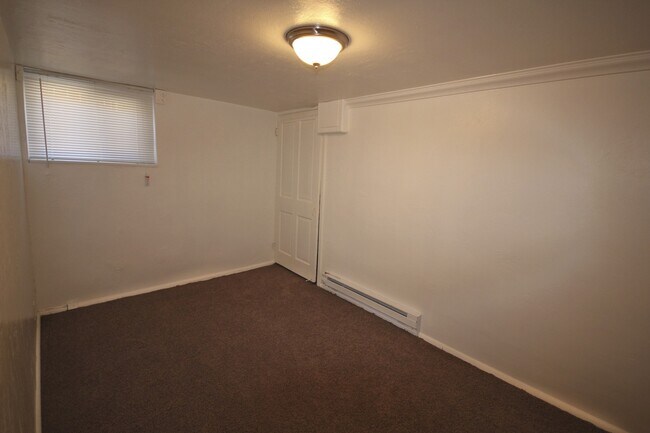 Building Photo - 2 Bedroom Apartment South of BYU Campus!