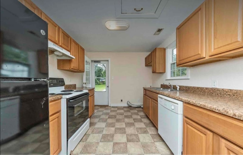 Building Photo - 1105 E Williams Cir