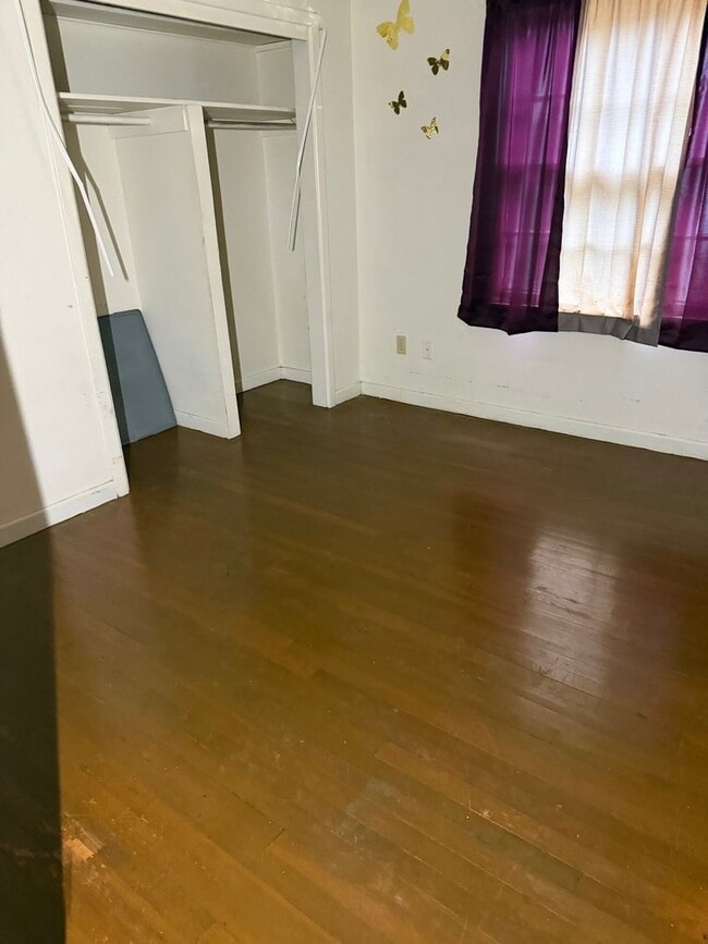 Building Photo - 3019 W Collin St.