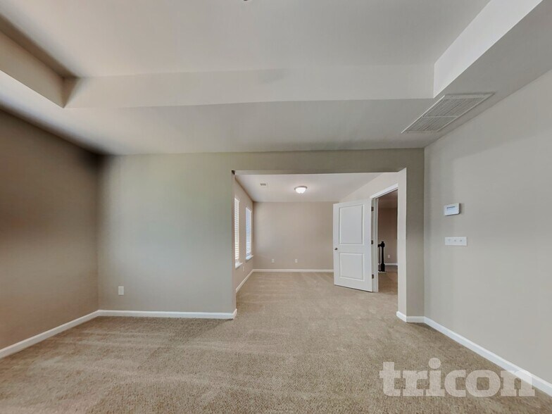 Building Photo - 121 Southwind Cir