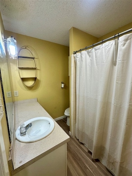 Building Photo - 1005 Waverly Dr