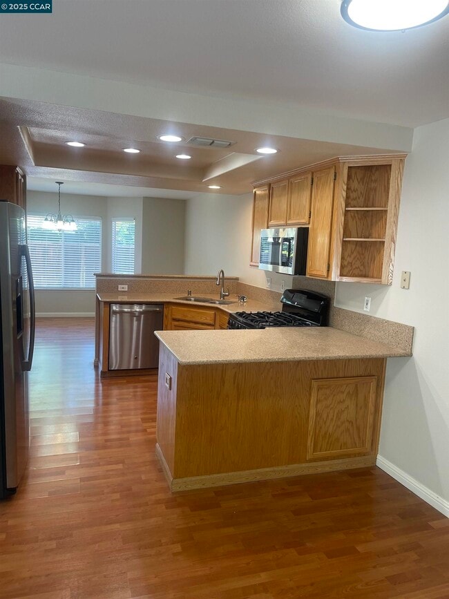 Building Photo - 658 S Blackbrush Ln